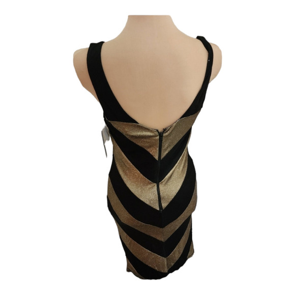 NWT Alice+Olivia Vida Metallic Chevron-Stripe Dress size medium - Picture 4 of 10